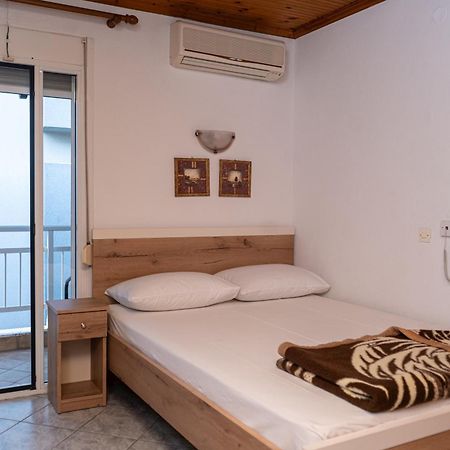 Hotel Pavlos Paralía Екстериор снимка