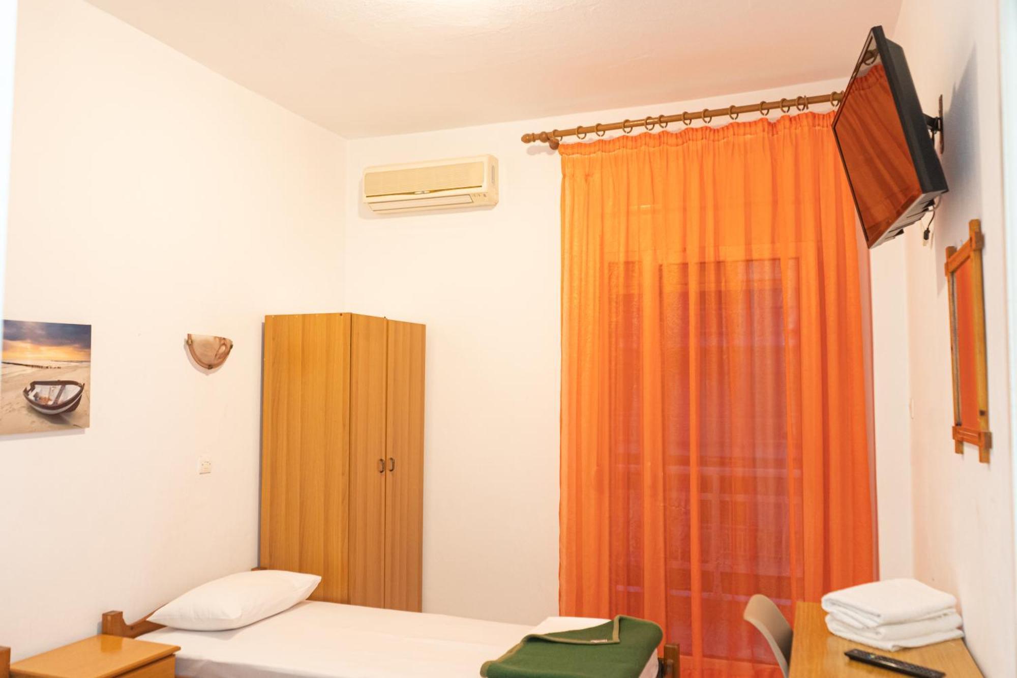 Hotel Pavlos Paralía Екстериор снимка